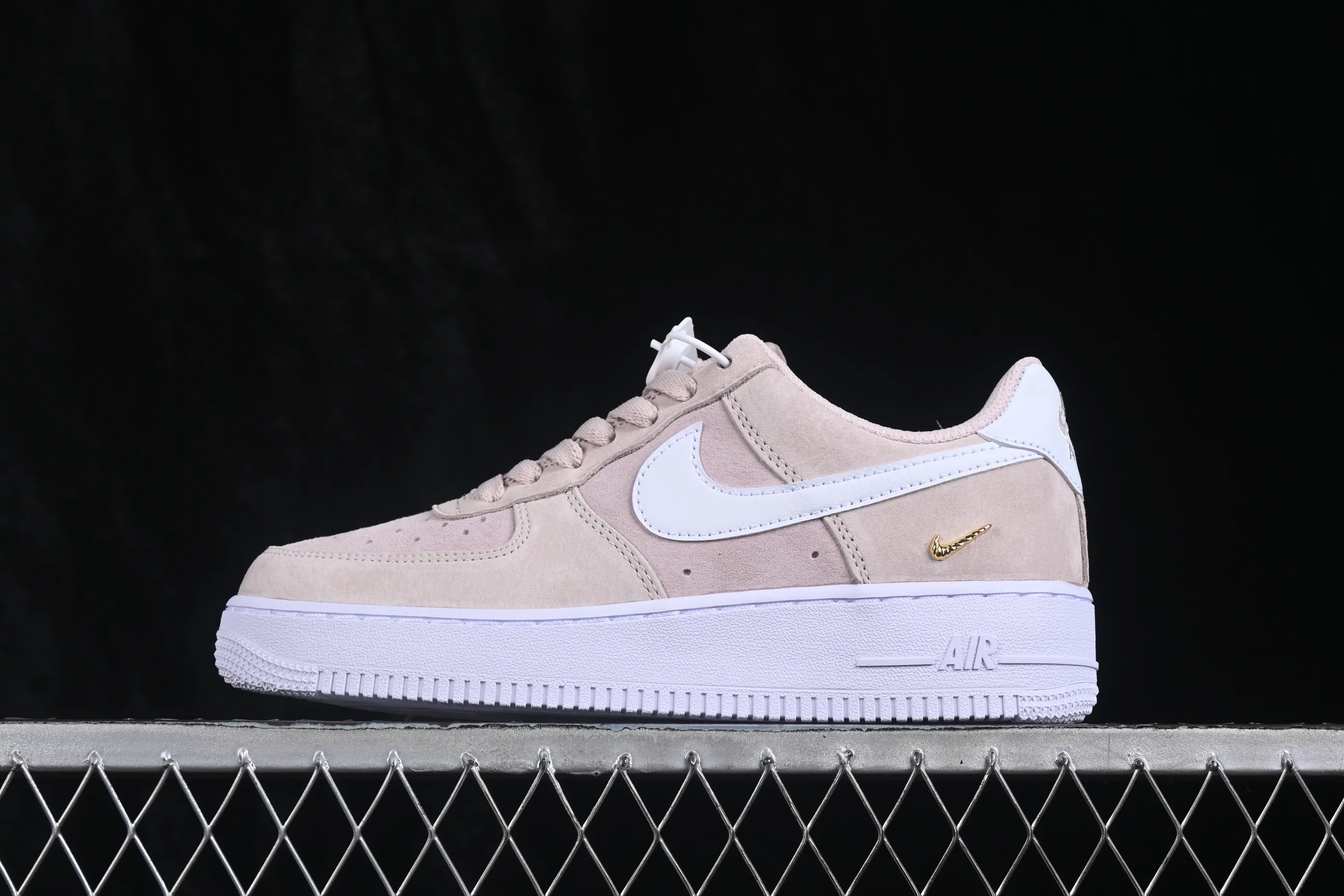 All categories Nk Air Force 1 Air Force series Nk Air Force 1 Low Air Force low-top Nike Air Force 1'07 Low Air Force 1 low-top casual sneakers IQ9964-600